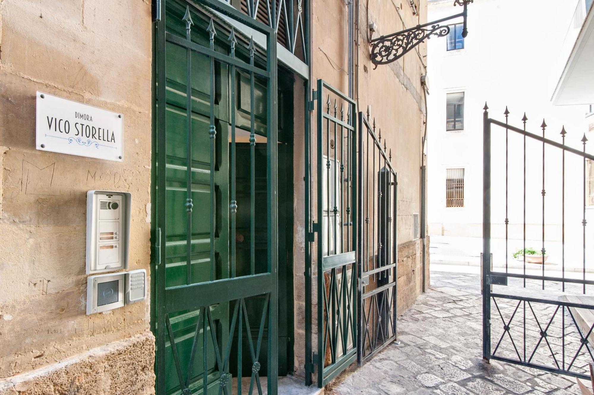 Dimora Vico Storella Lecce Exterior photo